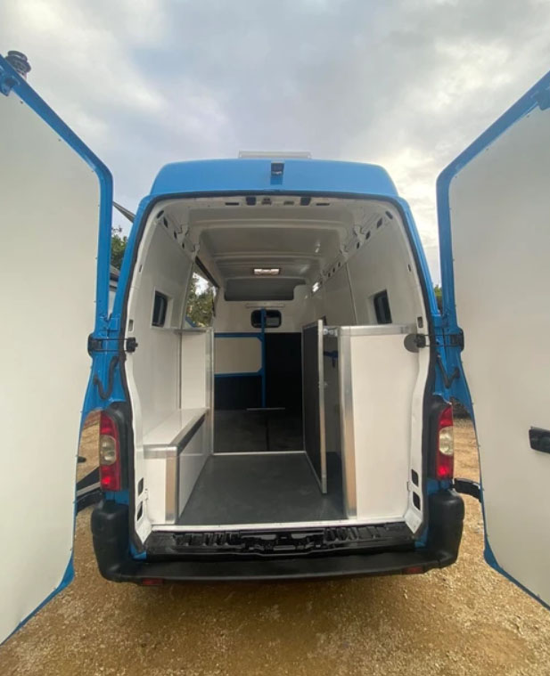 3.5 Ton Horsebox For Sale